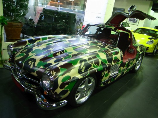 has put a modern twist to a classic MercedesBenz 300SL Gullwing has put a modern twist to a classic MercedesBenz 300SL Gullwing