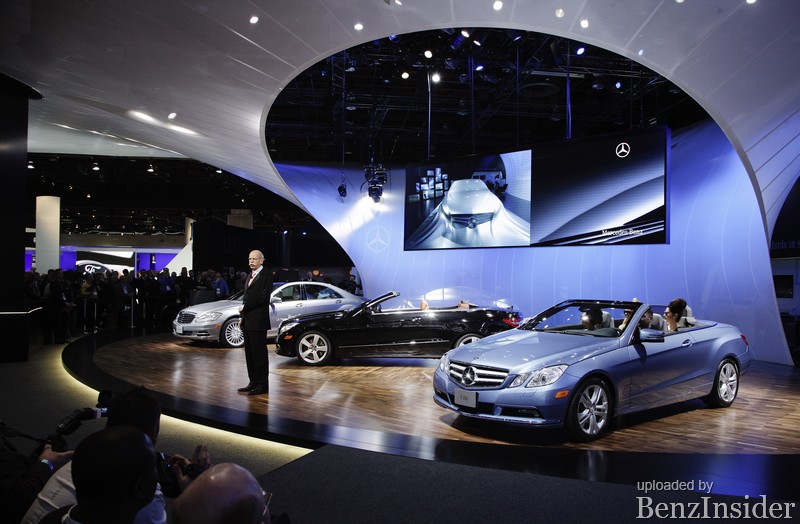 Detroit motor show mercedes benz