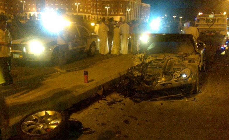 Mercedes slr mclaren crash #2