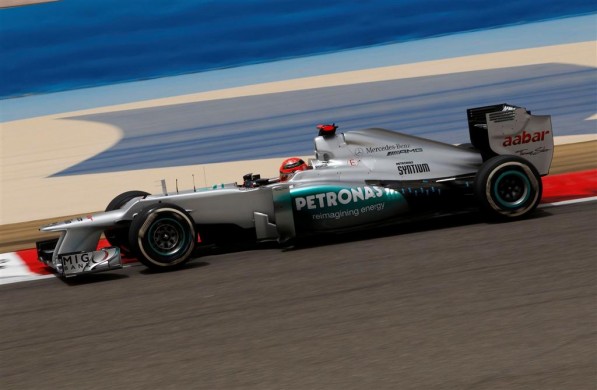 2048 F12012BAHRAIN 87D8974 Large 597x390 Bahrain: Nico Rosberg starting out in position 5