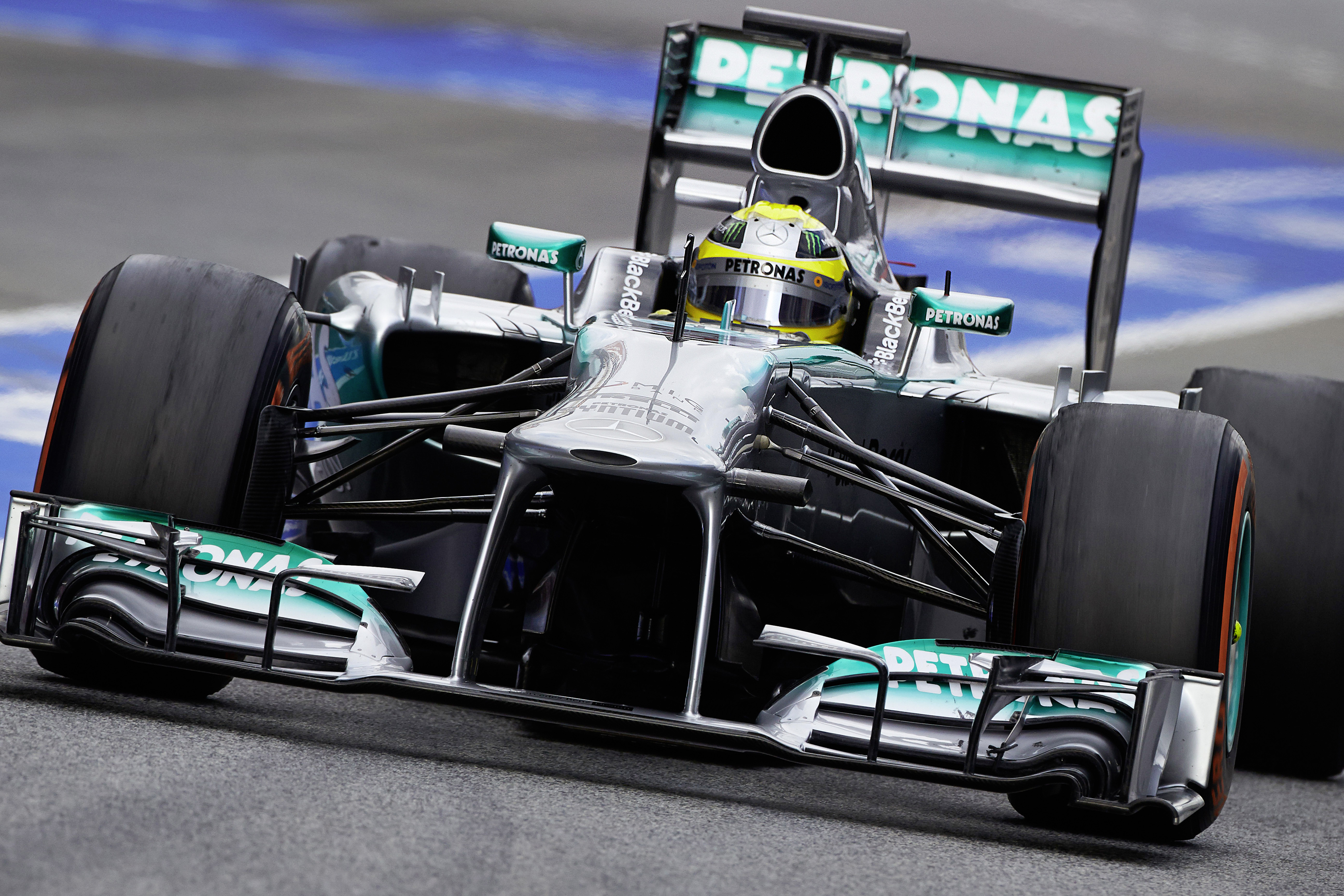 Latest Mercedes-Benz Motorsports Selection 2013 Products Unveiled