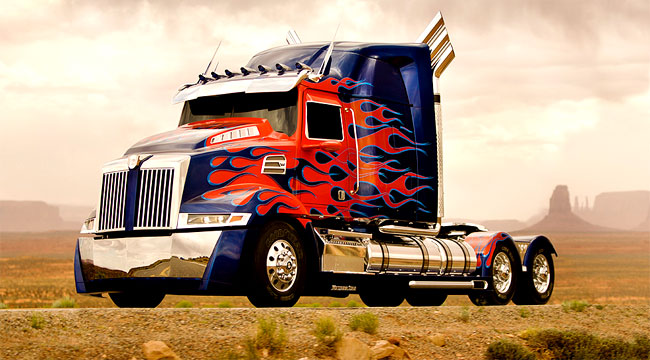 Transformers-4-New-Optimus-Prime-is-a-Western-Star-Truck
