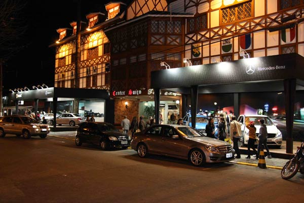 What is the marketing strategy of mercedes benz #2