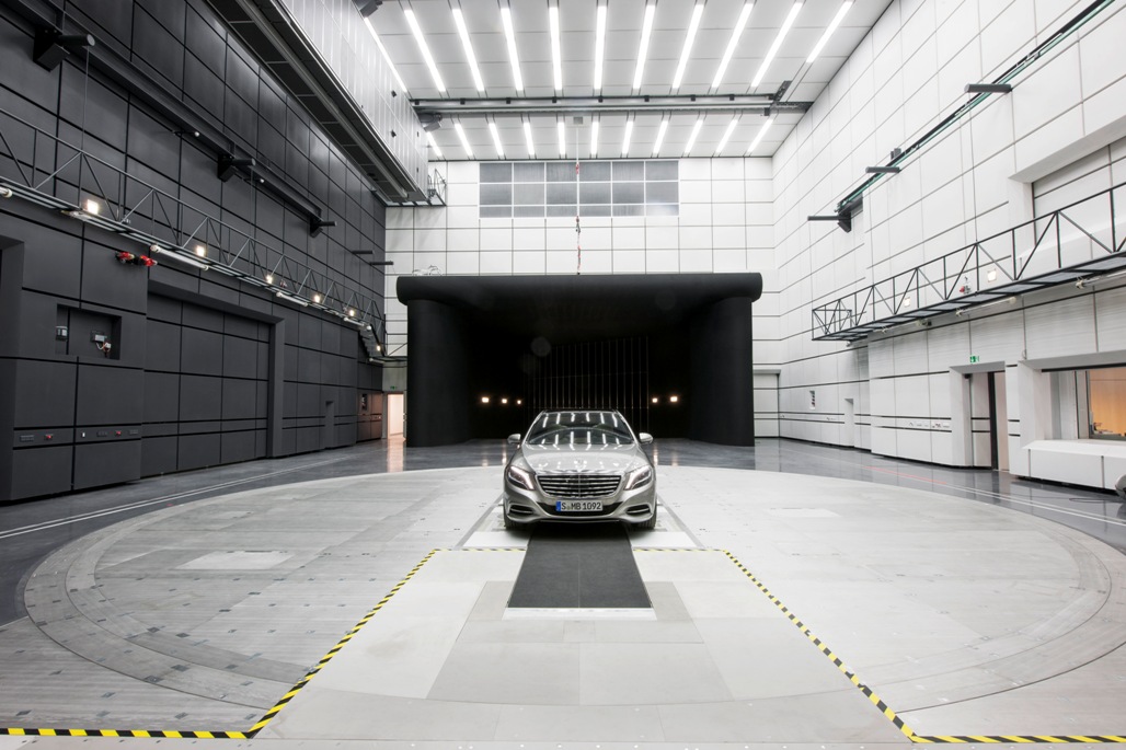 Chrysler aeroacoustic wind tunnel