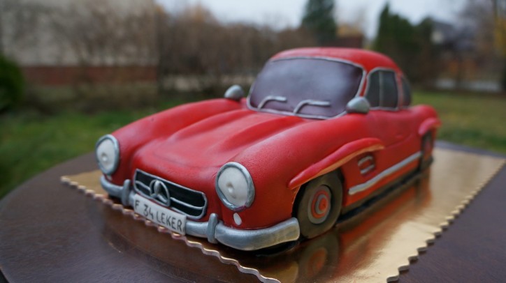Mercedes-Benz-Themed Cake