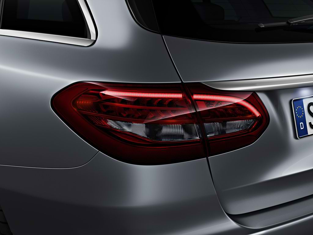 Mercedes c class estate rear light #6