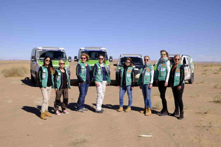 Mercedes-Benz Vans at the Aïcha des Gazelles 2016 start line in Erfoud 3