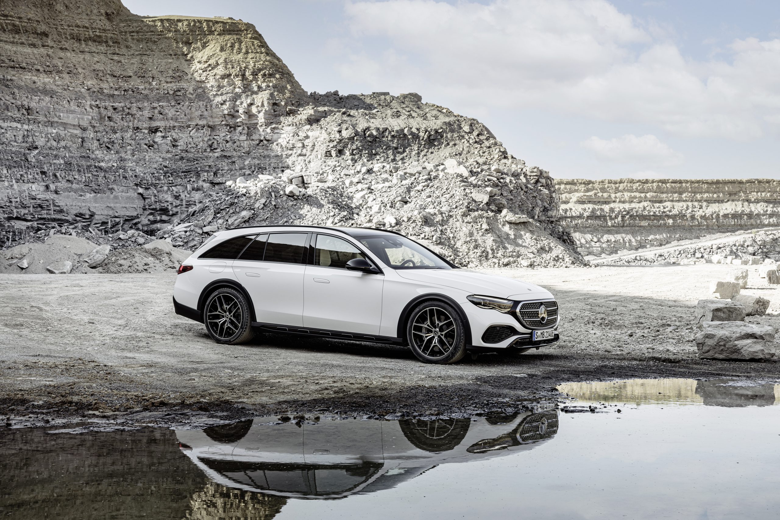 2024 MercedesBenz EClass AllTerrain Wagon Enters A New Generation