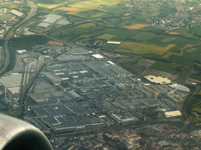 DaimlerChrysler Plans to Expand R&D Activities in Sindelfingen