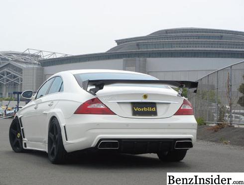 Mercedes-Benz CLS Gets Beaten by BMW M140i in Nurburgring