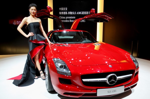Daimler AG to Cut Prices for Mercedes-Benz Parts in China