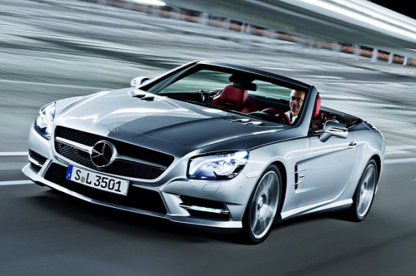 Streaming Live on Facebook : The 2013 Mercedes-Benz SL