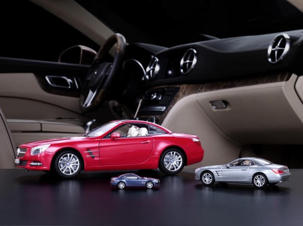 New SL Gets Miniature Treatment
