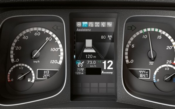 Merc's New GPS-Based Cruise Control Touts Gear-Shifting and Fuel Efficiency