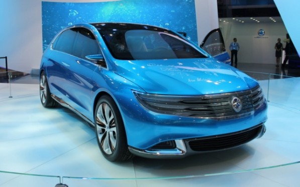 Daimler and BYD Hope Denza Can Spark China Electric Car Sales