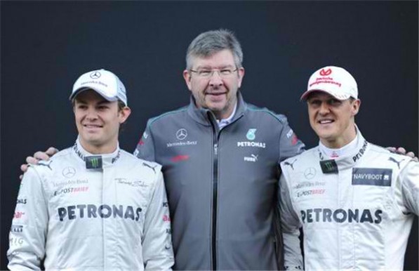 F1: Brawn Wants Schumi to Stay On