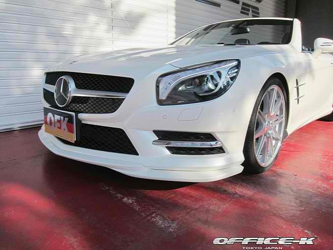 Office-K’s Version of the Mercedes R231 SL