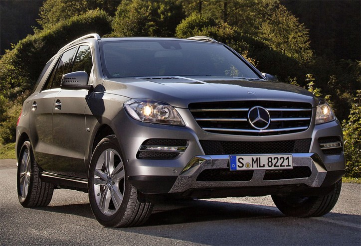 2013-Mercedes-ML500-2