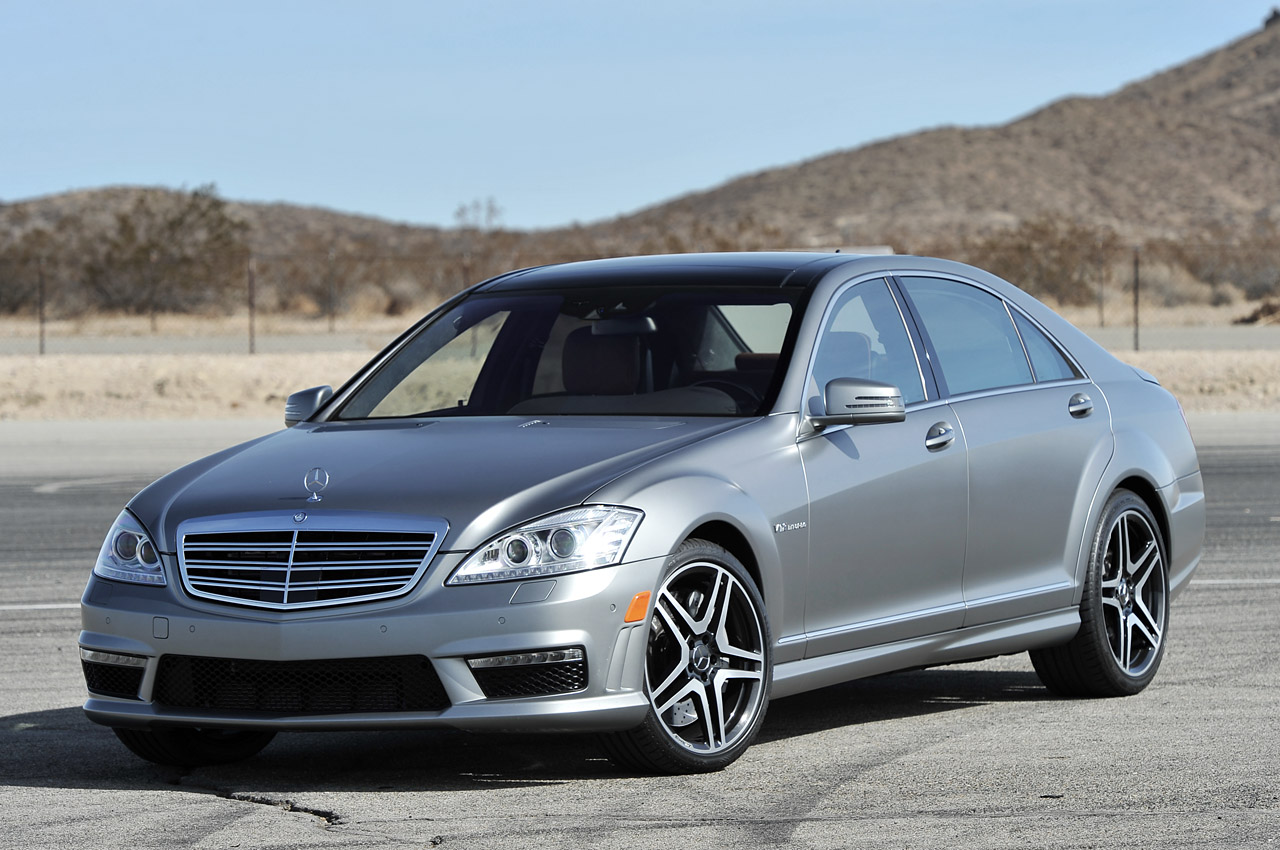 03-2013-mercedes-benz-s65-amg-qs