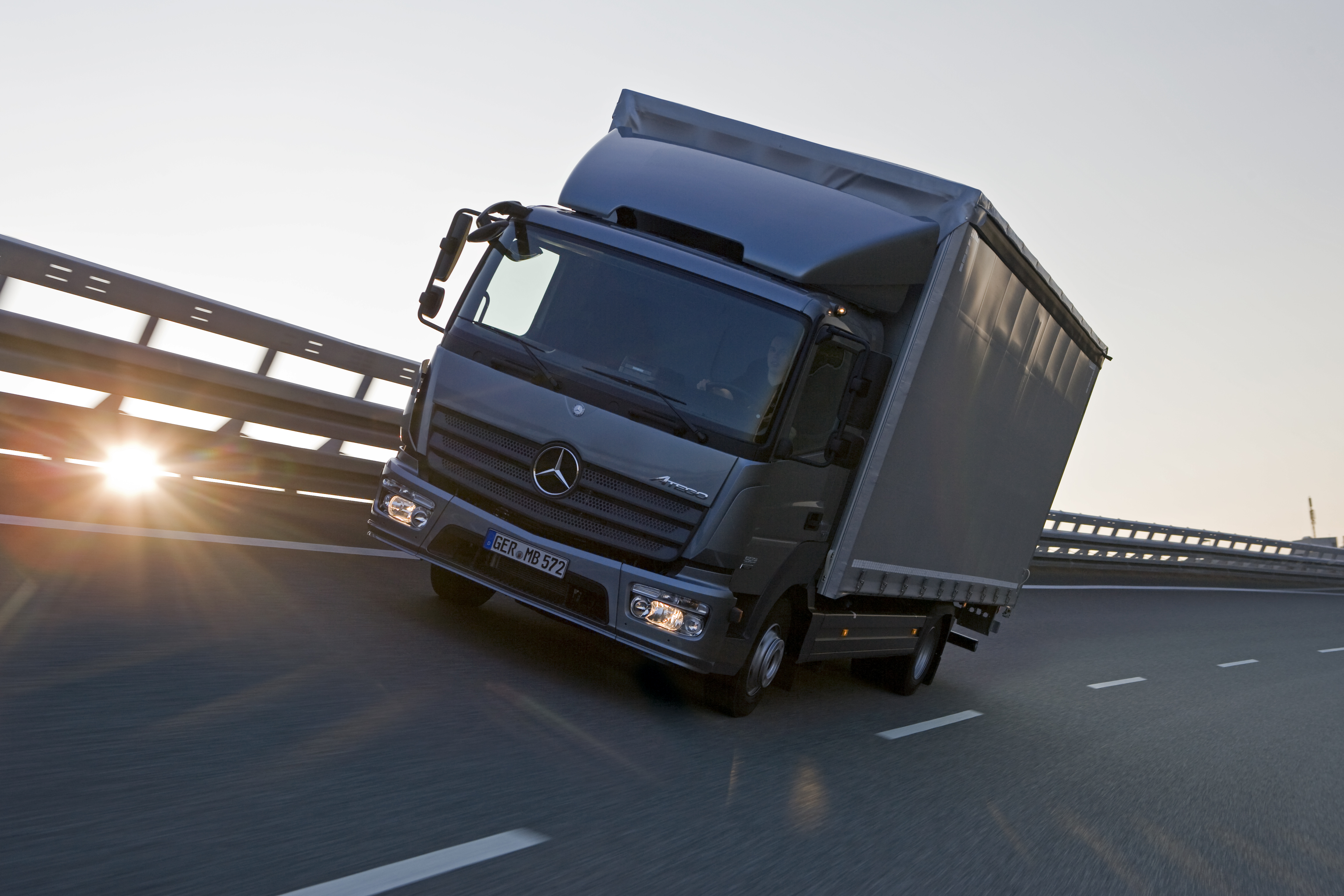 Mercedes Daimler Benz грузовой