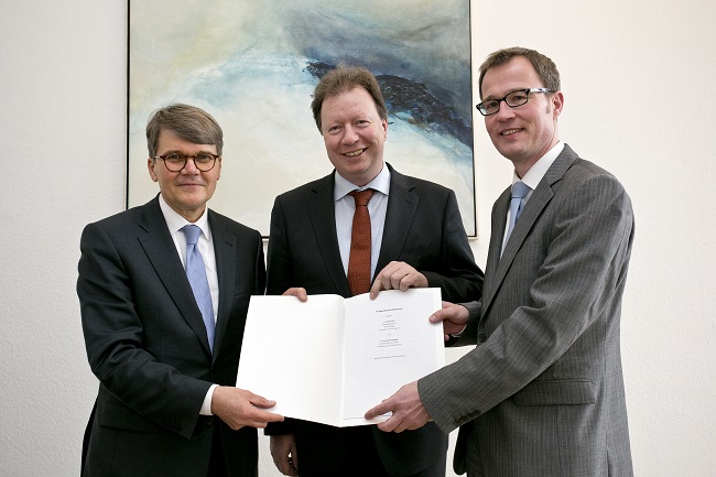 Daimler University of Stuttgart Cooperation