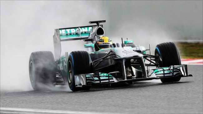 F1: Australian GP Qualifying Postponed Due to Rain; Rosberg Paces Q1