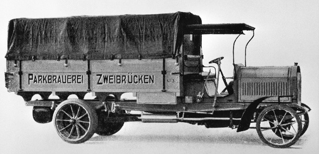 Retro Classics 2013: Mercedes-Benz to Showcase 14 Classic Construction Vehicles