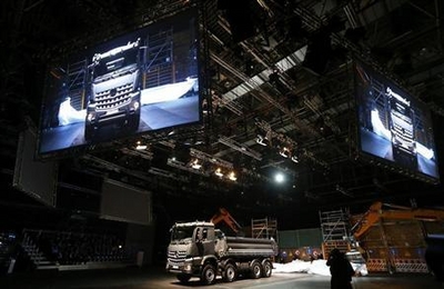 Low Sales Of Trucks And Buses Forecasted By Daimler This First Quarter