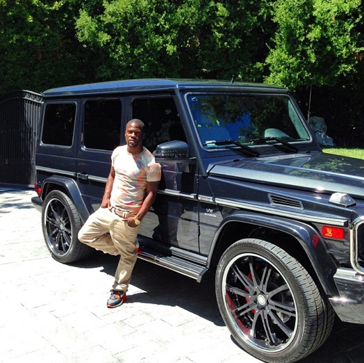 kevin-hart-buys-a-mercedes-g63-amg-video-59719_1