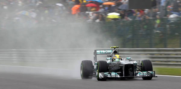 Lewis-Hamilton-Mercedes-AMG-Petronas-2013-Belgian-Grand-Prix