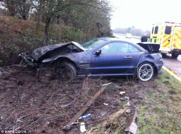 Mercedes SL65 AMG Wrecked by Mechanics