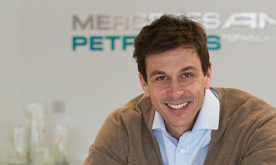 mercedes team toto wolff