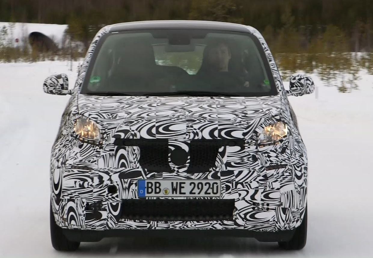 New Generation of Mercedes-Renault Smart Cars Caught on Tape
