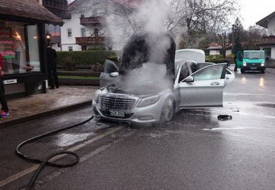 2014 mercedes s-class caught fire