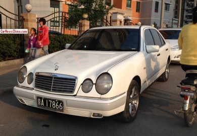 Mercedes-Benz E320 Seen In China