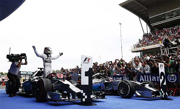 Hamilton Lets Go of Frustration, Compares Mercedes Team to McLaren