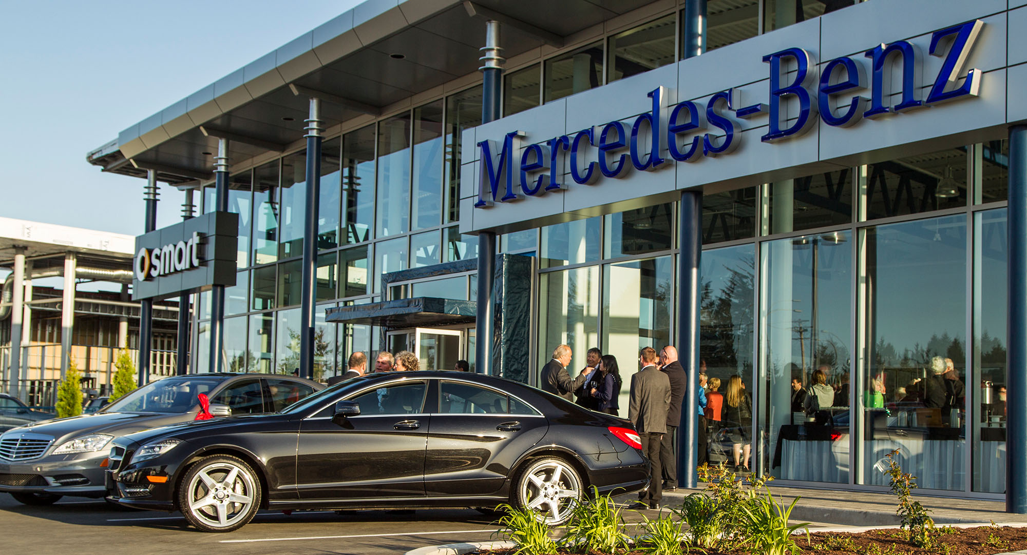 mercedes-benz canada sales