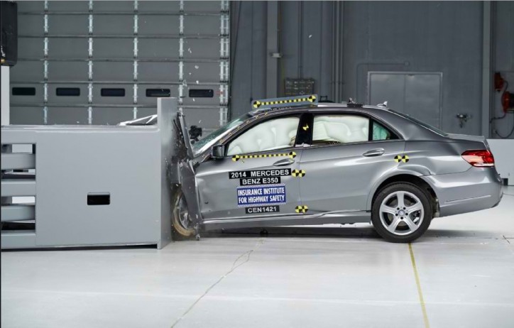 2014 mercedes e-class in safety test