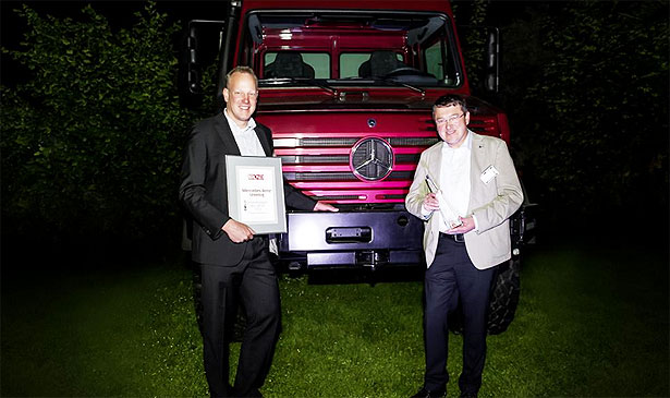 Mercedes-Benz-Unimog-wins-Off-Road-award