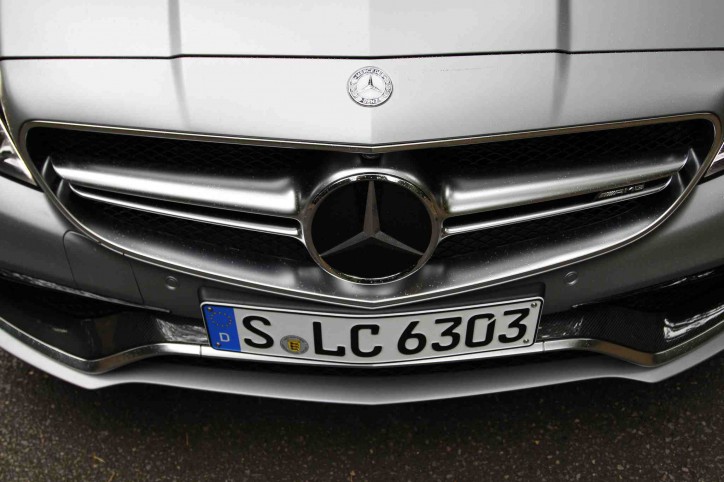 Mercedes-Benz Wins Popularity Contest on the Social Media