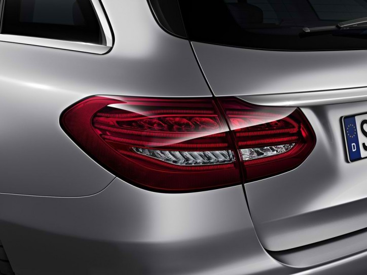 mercedes c-class estate tail light 1