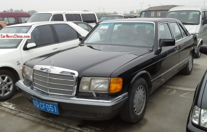 mercedes-benz 560 SEL