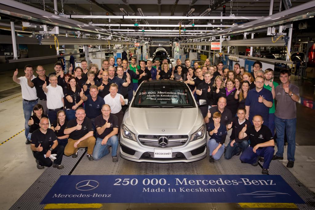 250,000th Mercedes-Benz Rolls off the Line at the Kecskemét Plant