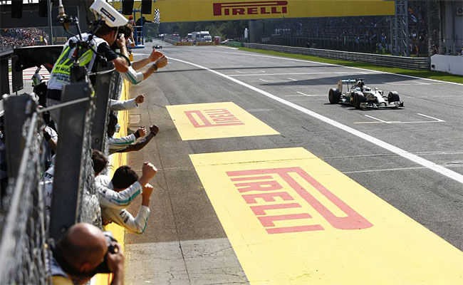 Hamilton wins Italian Grand Prix; Rosberg 2nd for Mercedes one-two finish