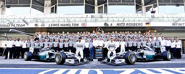 Mercedes' Hamilton your 2014 F1 champion - BenzInsider.com - A Mercedes-Benz Blog