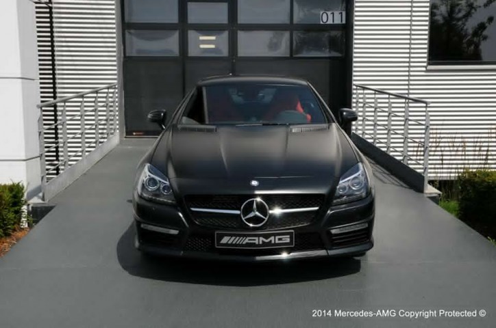 Mercedes SLK 55 AMG Takes Performance Studio Styling Upgrades