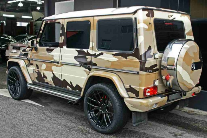 Mercedes G63 AMG in desert camo