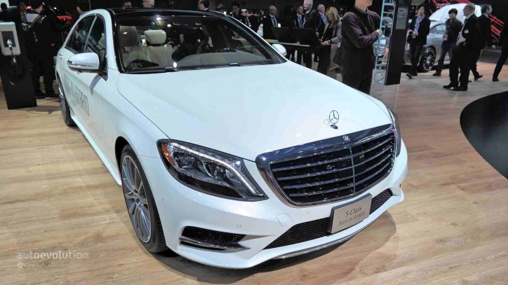 Mercedes-Benz S550 Plug-In Hybrid Quietly Introduced in Detroit