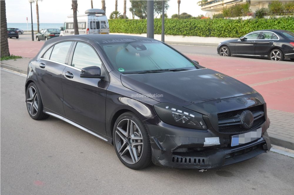 Images Show 2016 Mercedes-Benz A45 AMG