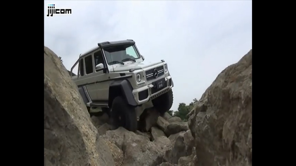 Tuscany Mountains No Match For The Mercedes-Benz G63 AMG 6X6